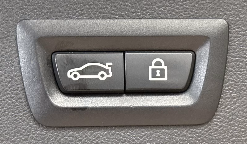 BMW X3 xDrive30d M-Sport NAV+LED+AHK+PANO+HUD+H&K+SH full