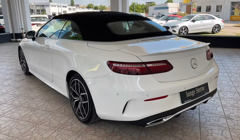 Mercedes-Benz E 220 d AMG Line full