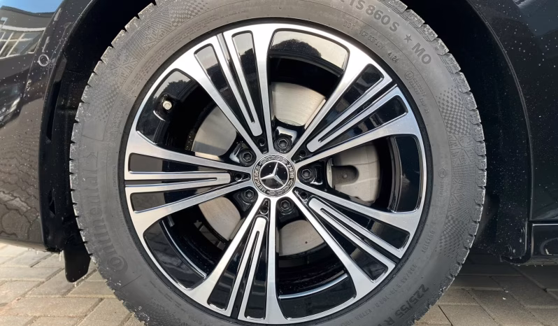 Mercedes-Benz E 220 full